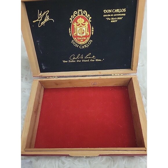 Arturo Fuente Don Carlos The Man's 80th "Eye of the Shark" Empty Cigar Box SEE - Picture 5 of 14